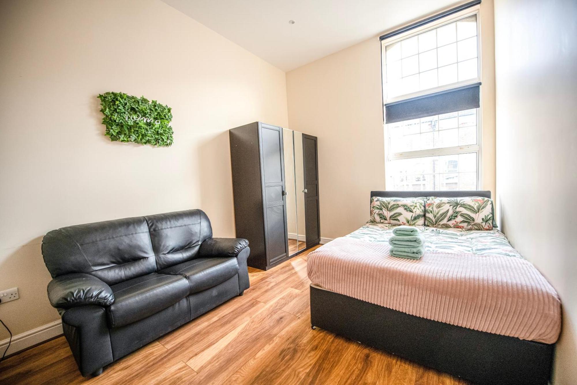 Charming 2-Bedroom Flat In Shepherd'S Bush, Near Hammersmith London Exterior photo