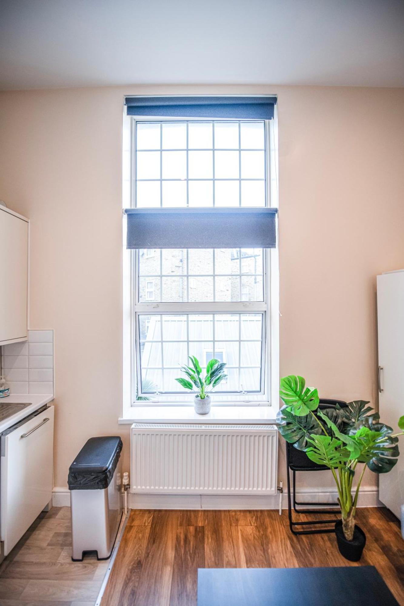 Charming 2-Bedroom Flat In Shepherd'S Bush, Near Hammersmith London Exterior photo